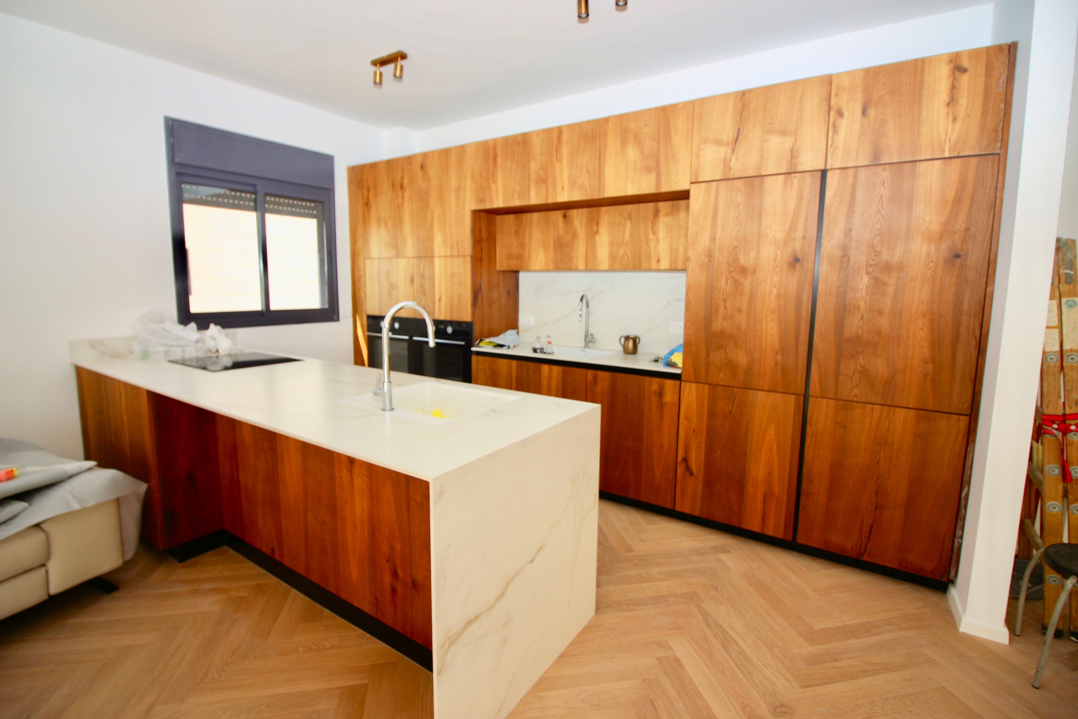 For rent new prestigious apartment in the center of Raanana