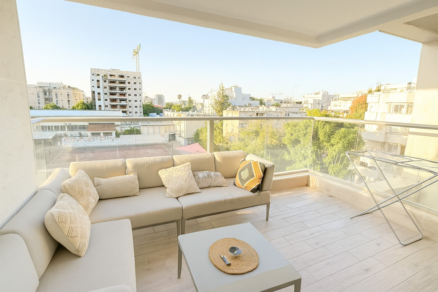 Superbe Appartement de 4 Pièces au Cœur de Ra’anana